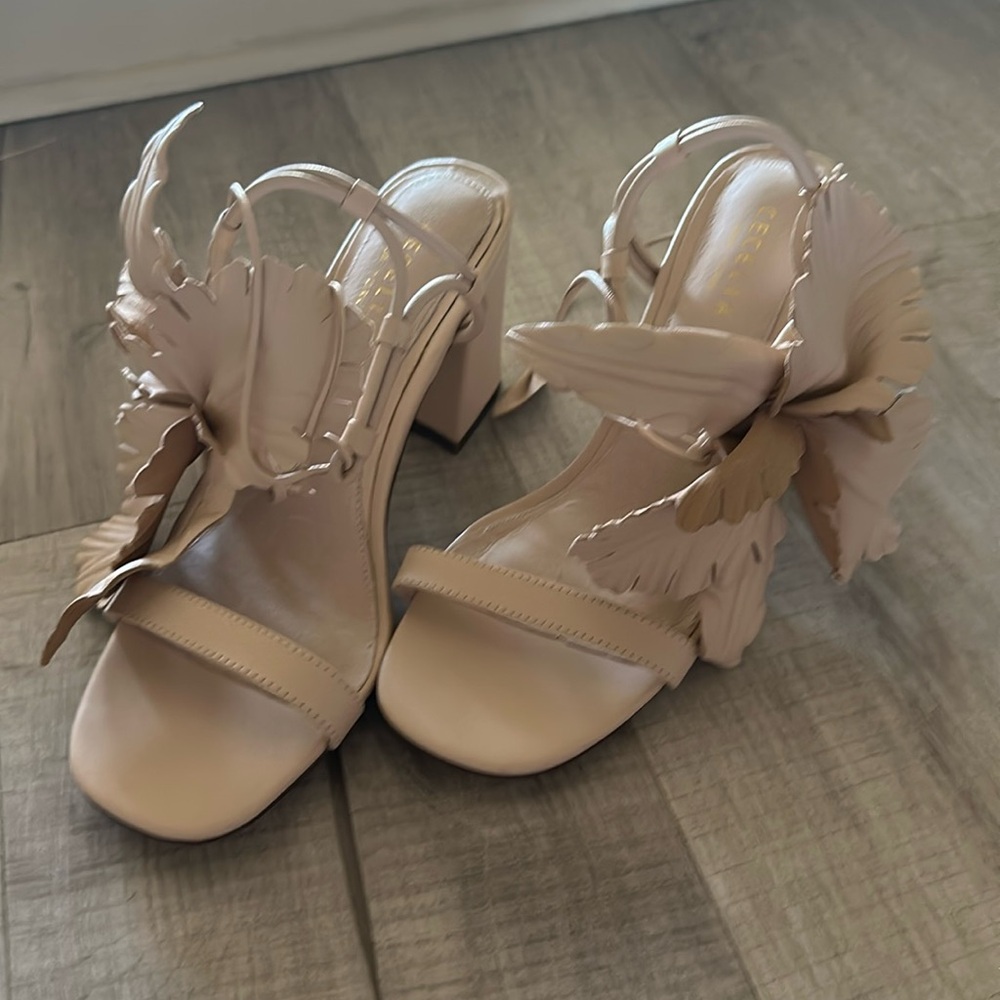 Celia b Cecelia hibiscus Napa nude Anthropologie heels size 8 NEW
